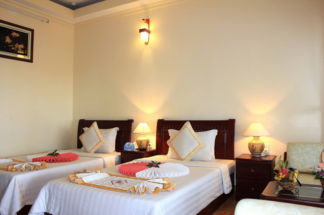 Phòng Deluxe - Hotel24h.net